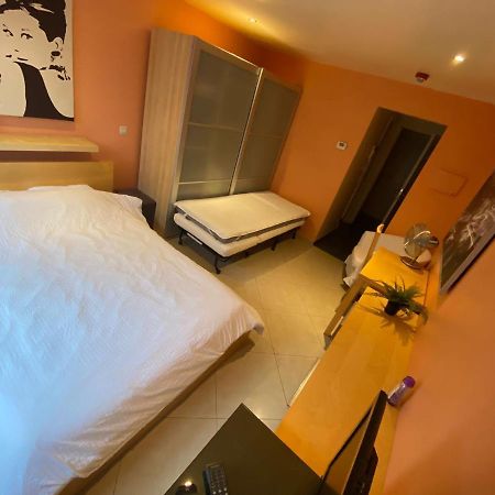 Anderlecht Residence La Fraisiere المظهر الخارجي الصورة