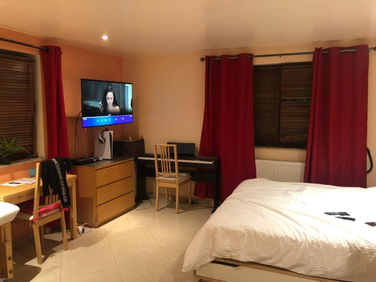 Anderlecht Residence La Fraisiere المظهر الخارجي الصورة