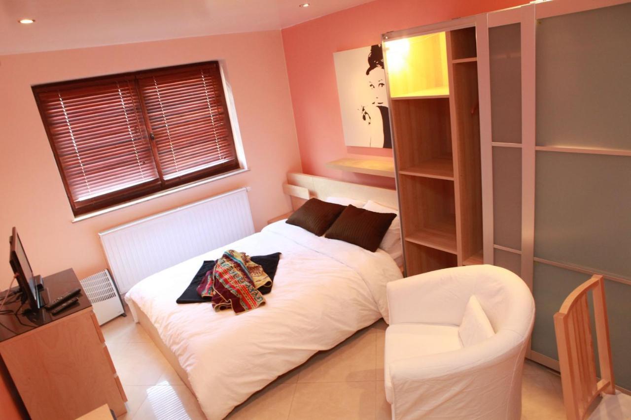 Anderlecht Residence La Fraisiere المظهر الخارجي الصورة